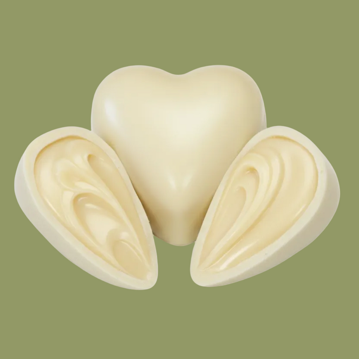 BOX I LOVE YOU 💝 Cuore ripieno crema Ciocc. BIANCO 750gr + 4 creme + barretta “LOVE” + dedica + extra scritta