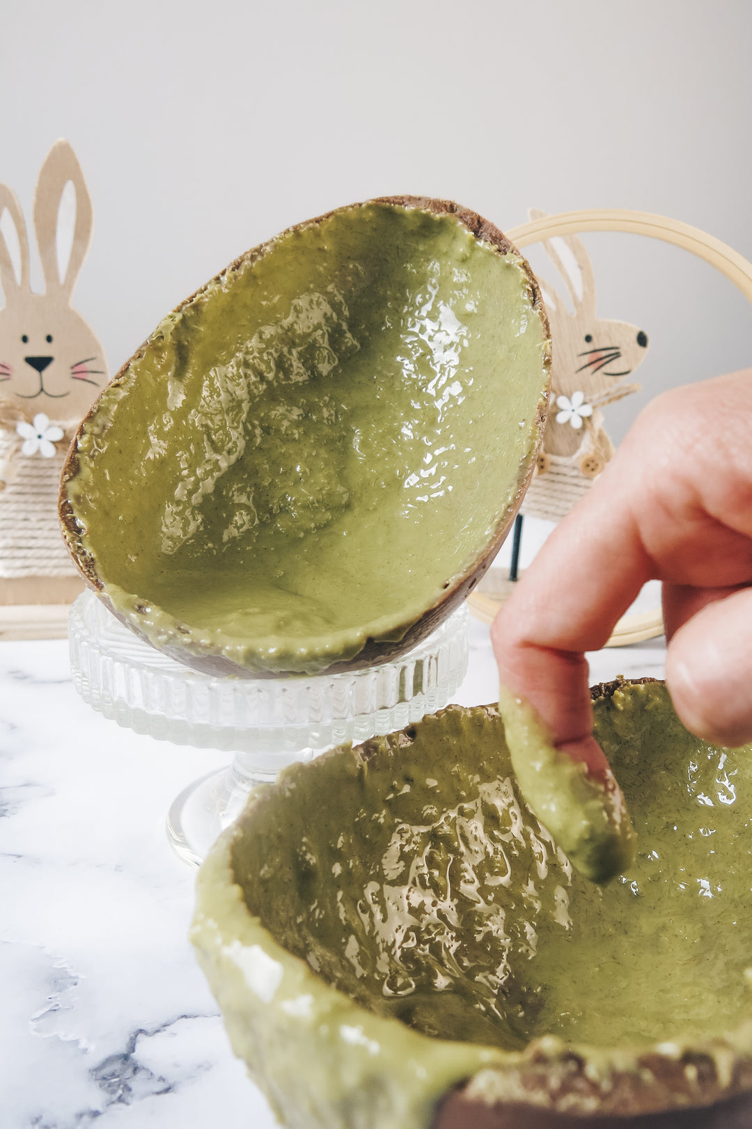 UOVO DUBAI CHOCOLATE AL LATTE 300gr ripieno di Crema Pistacchio&Kataifi