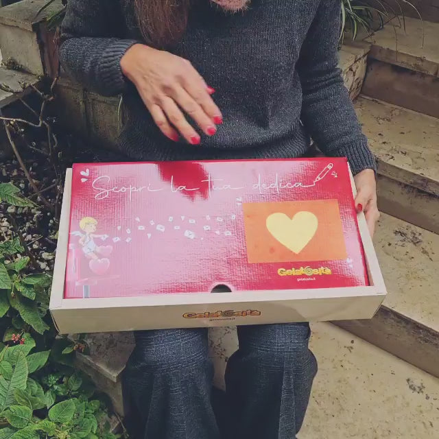 BOX TI-AMO 💋 Cuore ripieno+4 creme+1 barretta ripiena+rosa e dedica